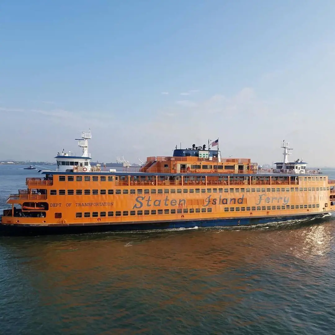 Staten island Ferry leaving for St. George in 2018 (photo by @lkolibabek)