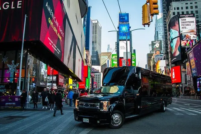 Luxury Buses touring in New York City.